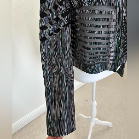 Blu Ice Zippered Long Sleeved Leather Jacket, size L - Picture 6 of 12